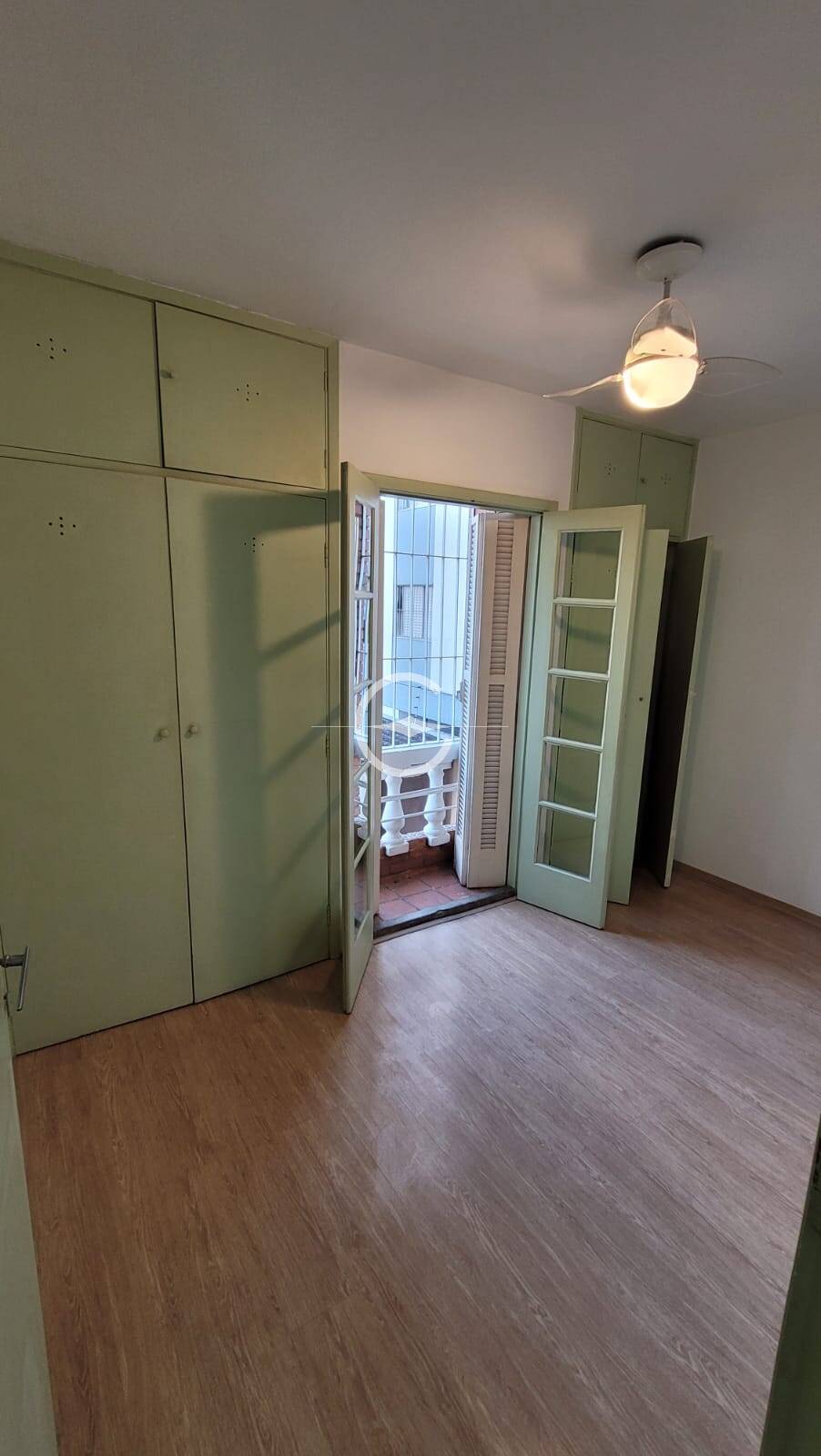 Apartamento à venda com 2 quartos, 72m² - Foto 22