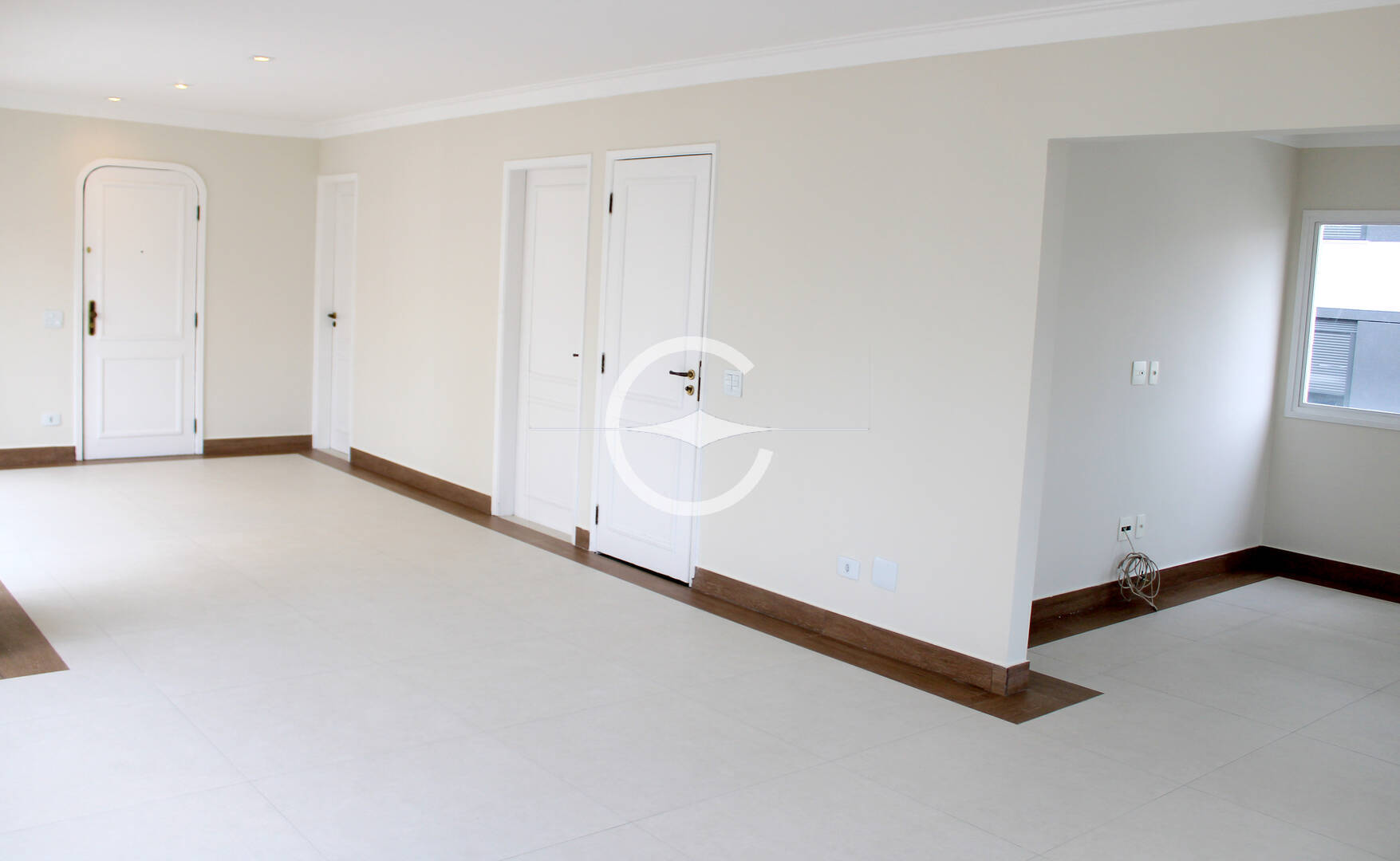 Apartamento à venda com 3 quartos, 205m² - Foto 6