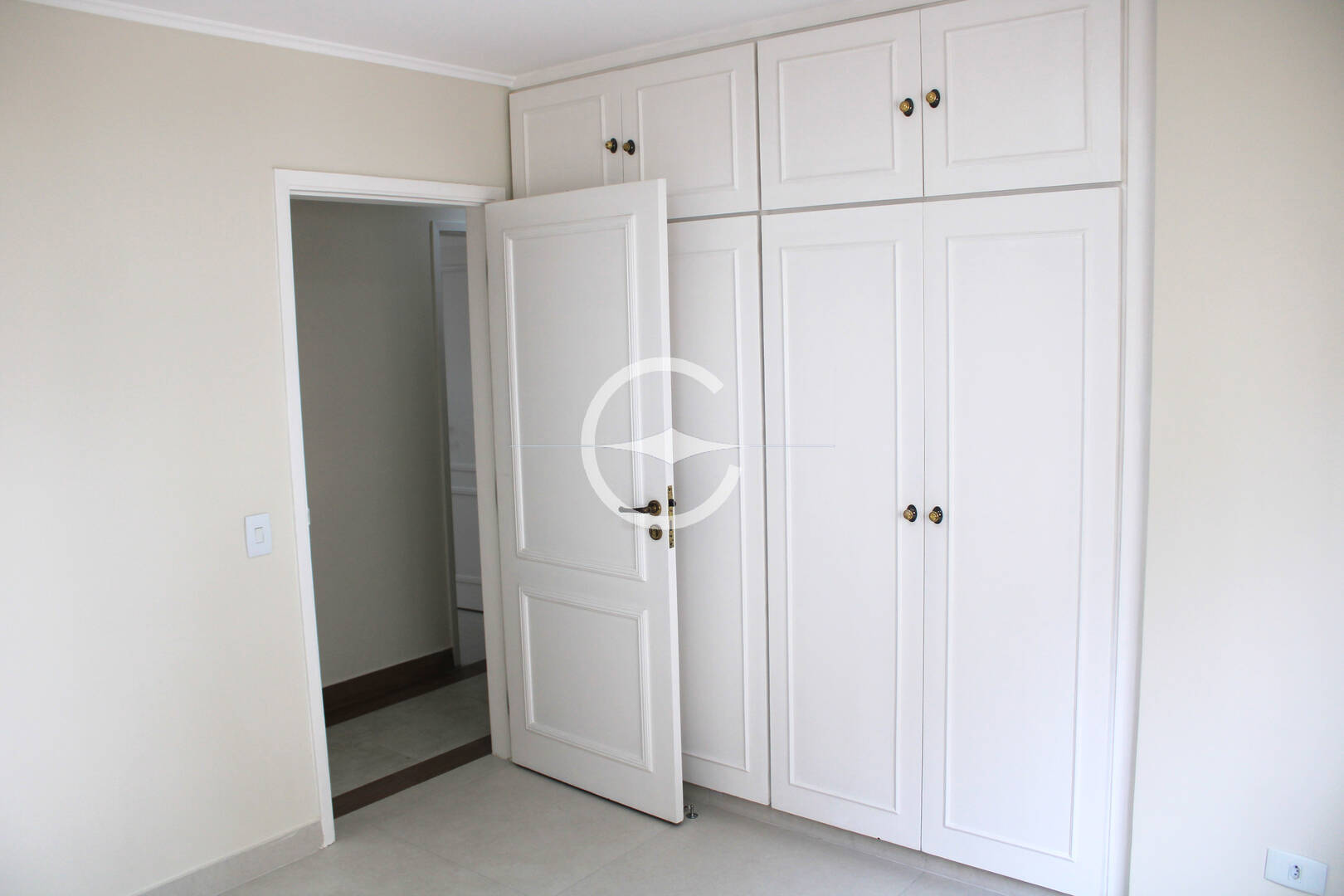 Apartamento à venda com 3 quartos, 205m² - Foto 24