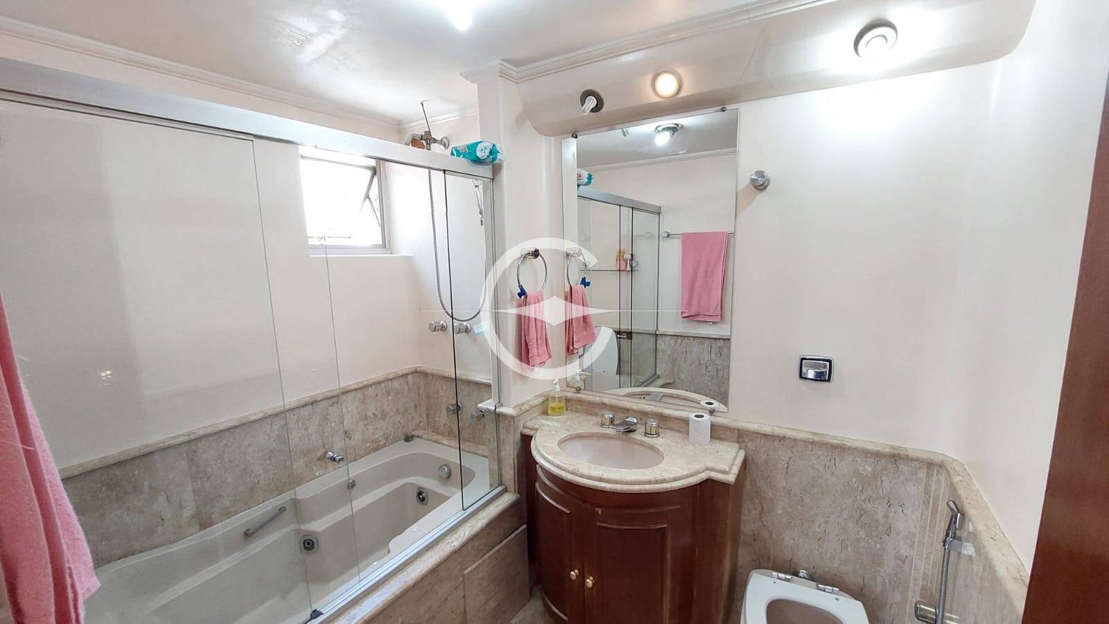 Apartamento à venda com 4 quartos, 158m² - Foto 8