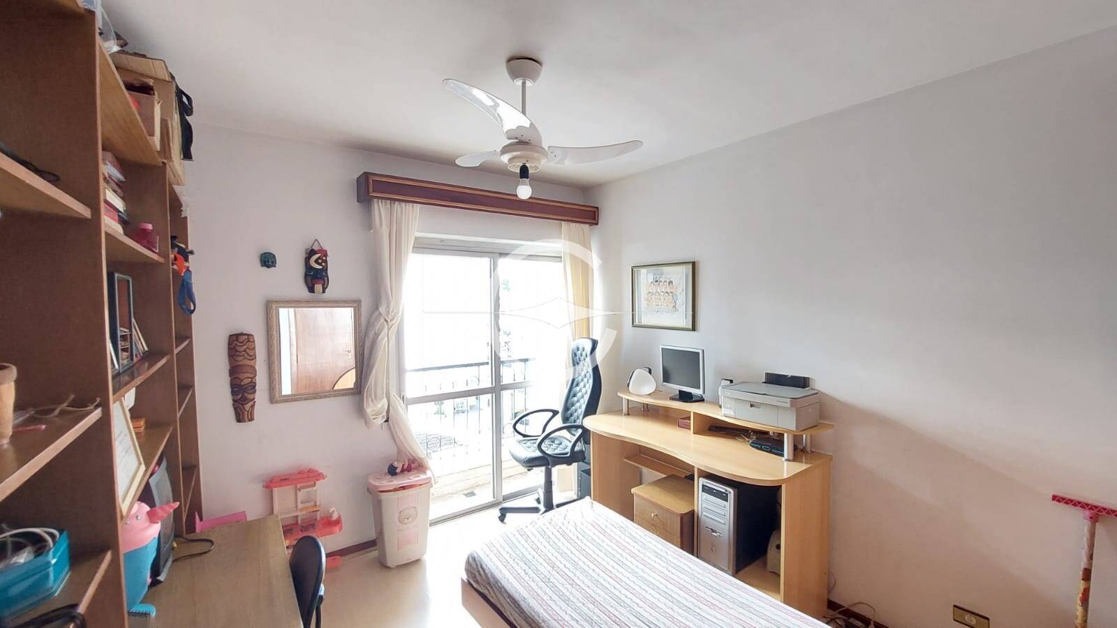 Apartamento à venda com 4 quartos, 158m² - Foto 15