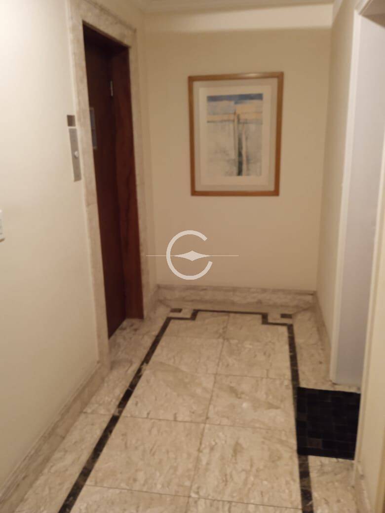 Apartamento à venda com 3 quartos, 134m² - Foto 4