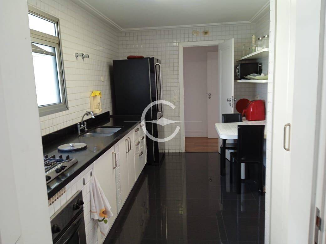 Apartamento à venda com 3 quartos, 134m² - Foto 5