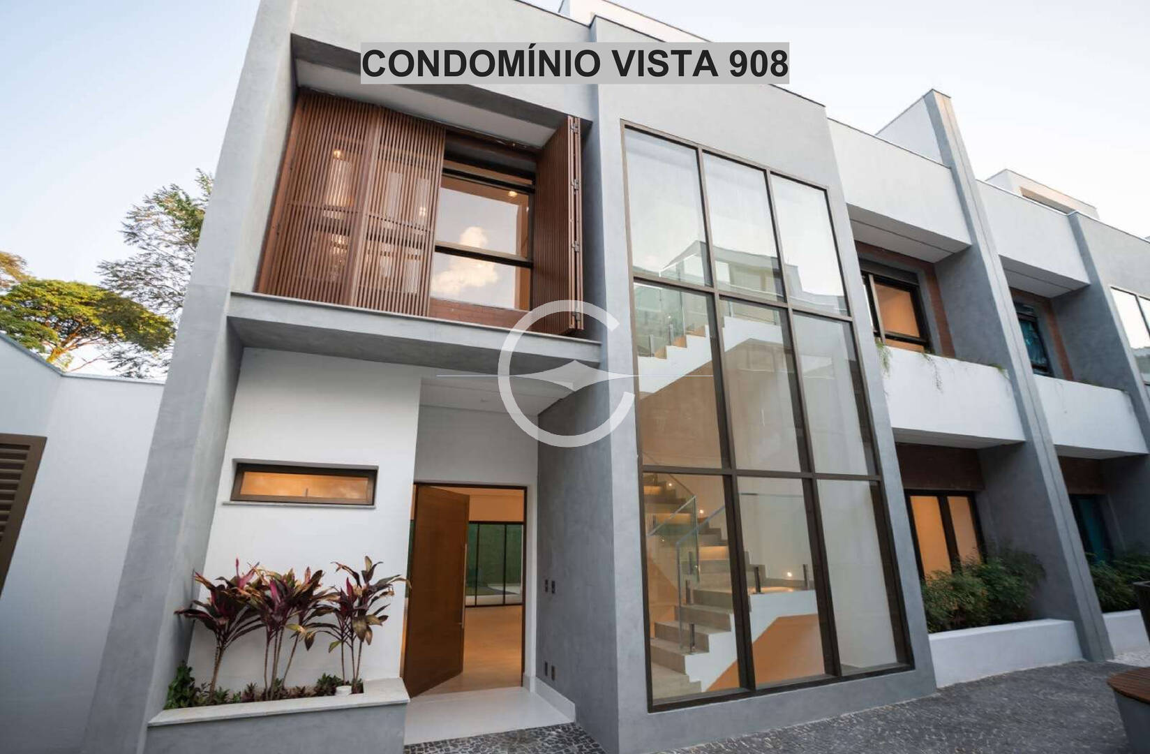 Casa à venda com 4 quartos, 650m² - Foto 28