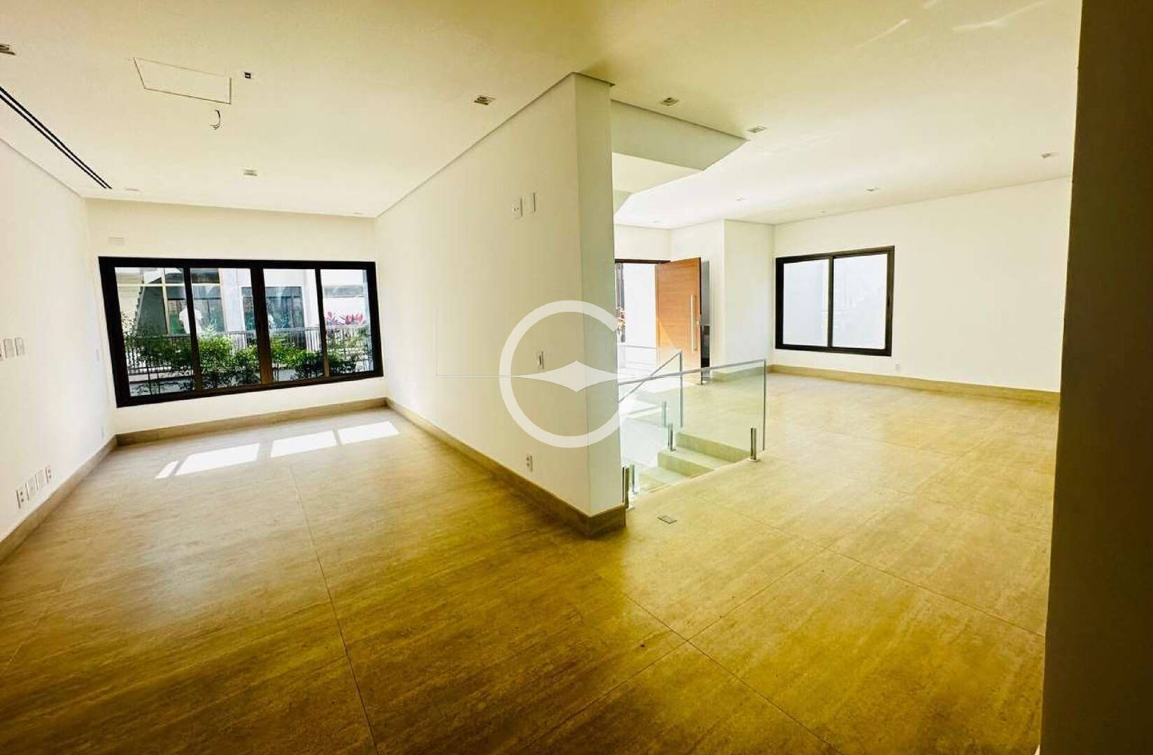 Casa à venda com 4 quartos, 650m² - Foto 5