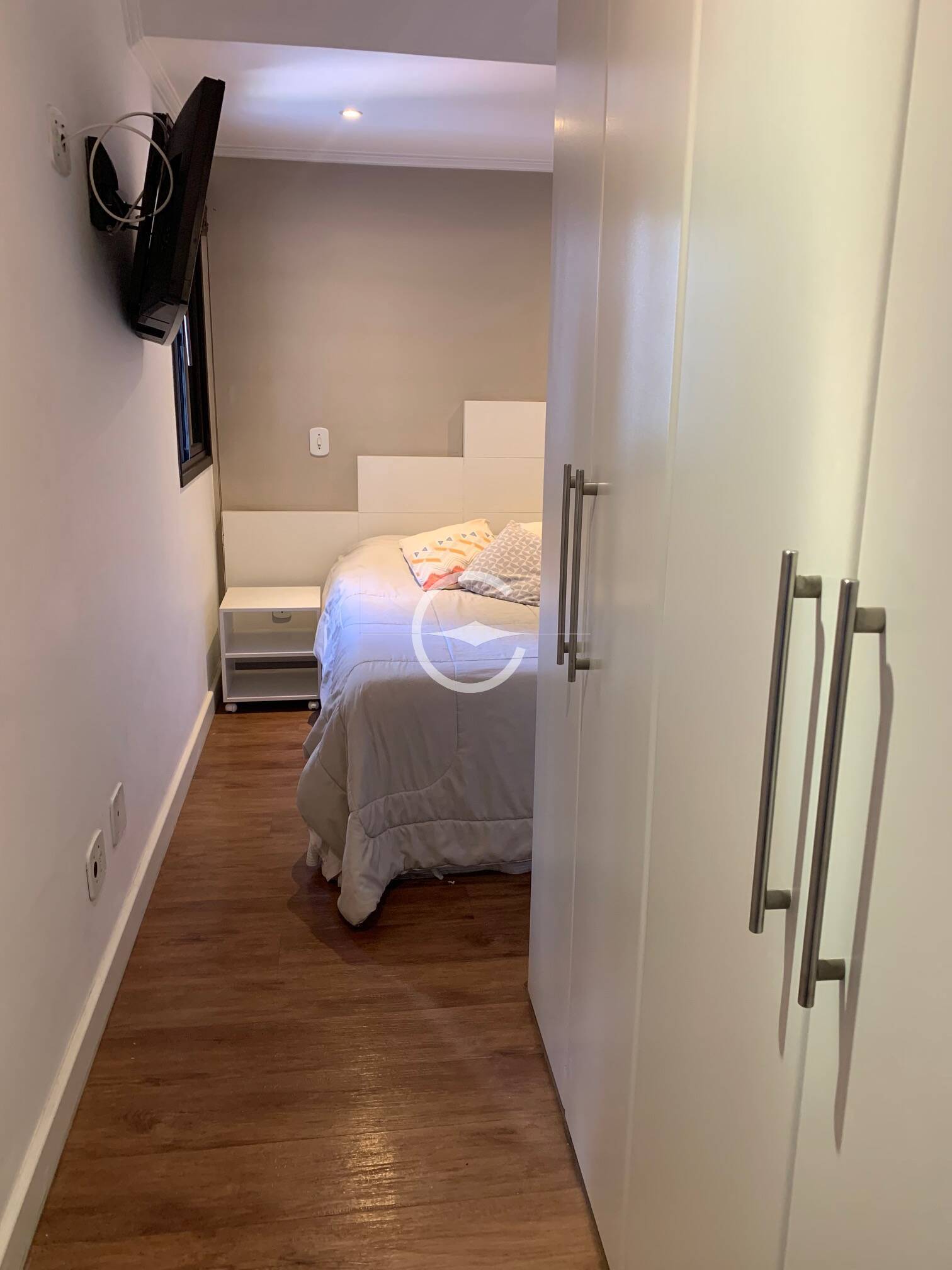 Apartamento à venda com 2 quartos, 55m² - Foto 17