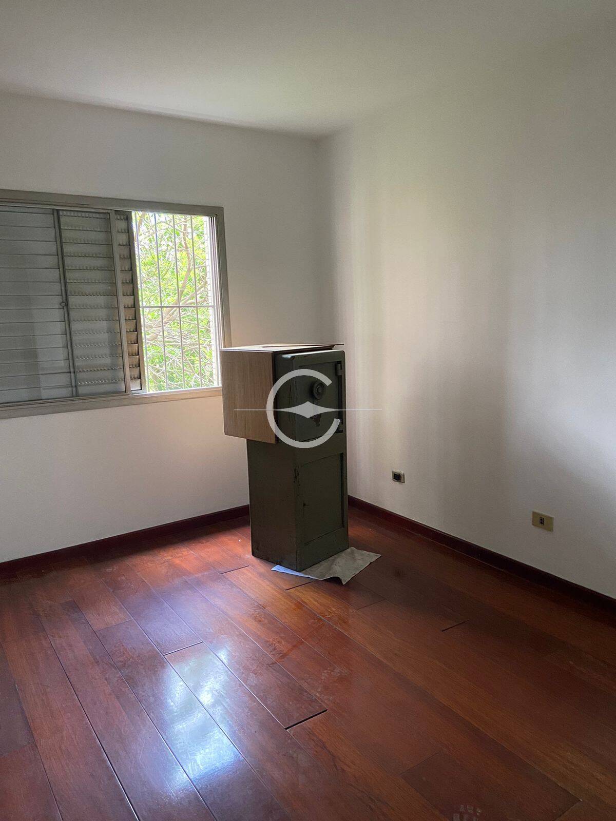 Apartamento à venda com 4 quartos, 154m² - Foto 12