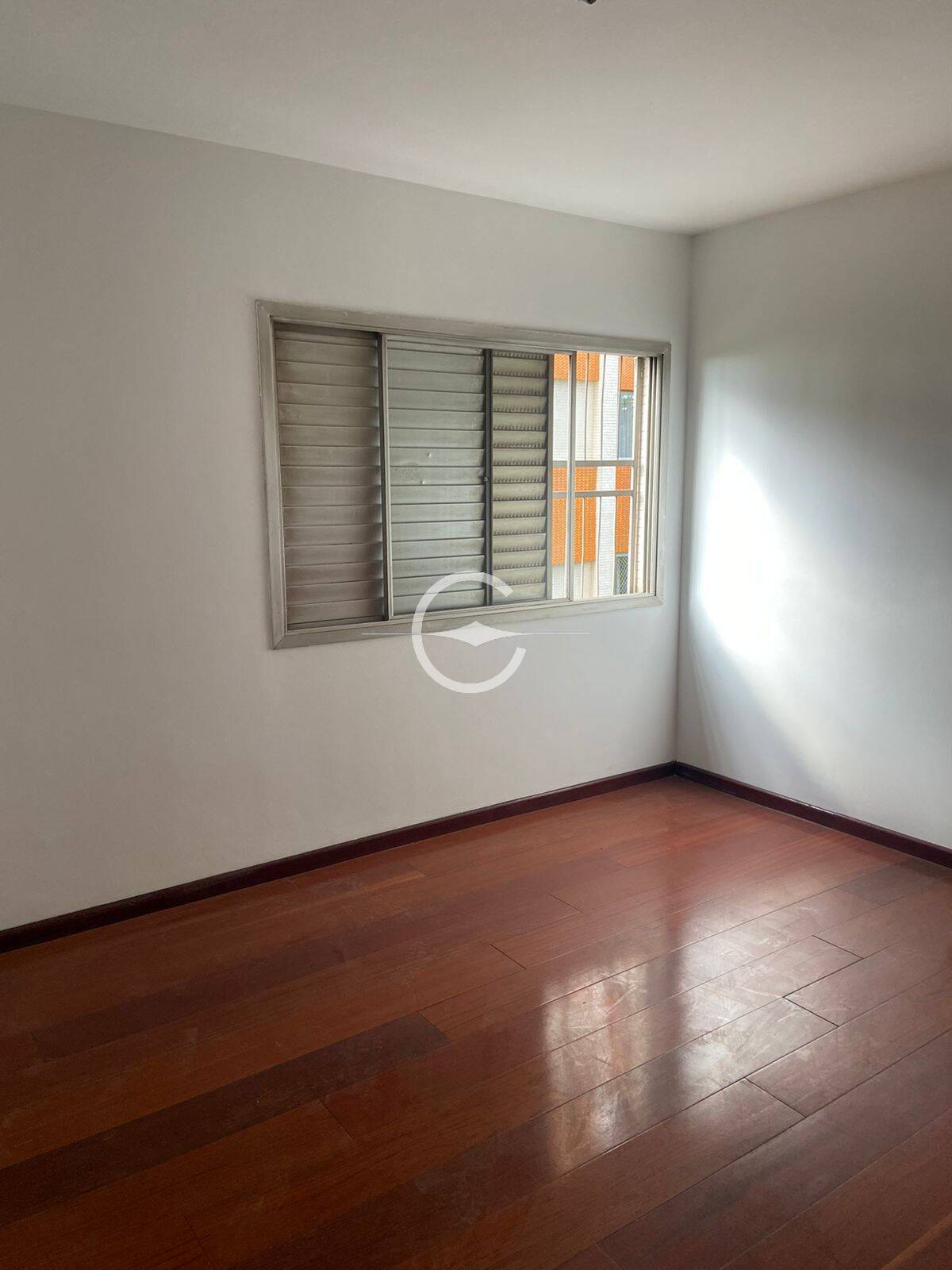 Apartamento à venda com 4 quartos, 154m² - Foto 14