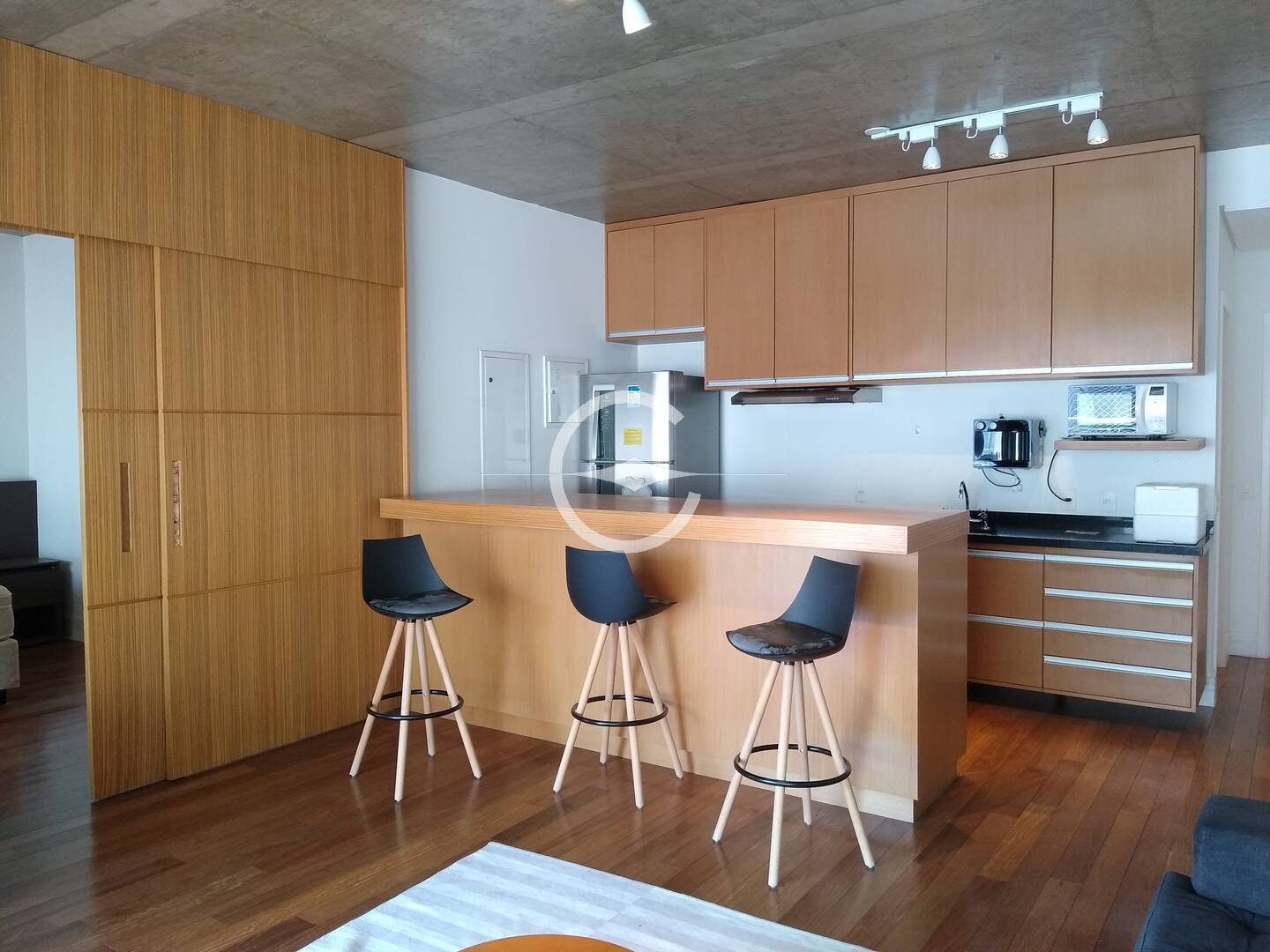 Apartamento para alugar com 1 quarto, 94m² - Foto 1