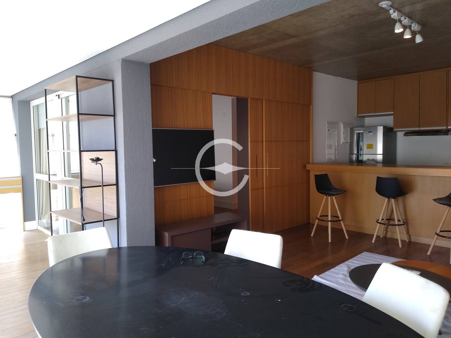 Apartamento para alugar com 1 quarto, 94m² - Foto 4