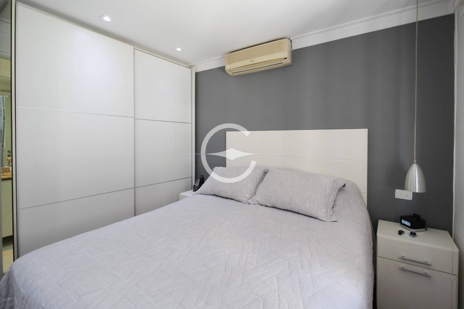 Apartamento à venda com 2 quartos, 60m² - Foto 13