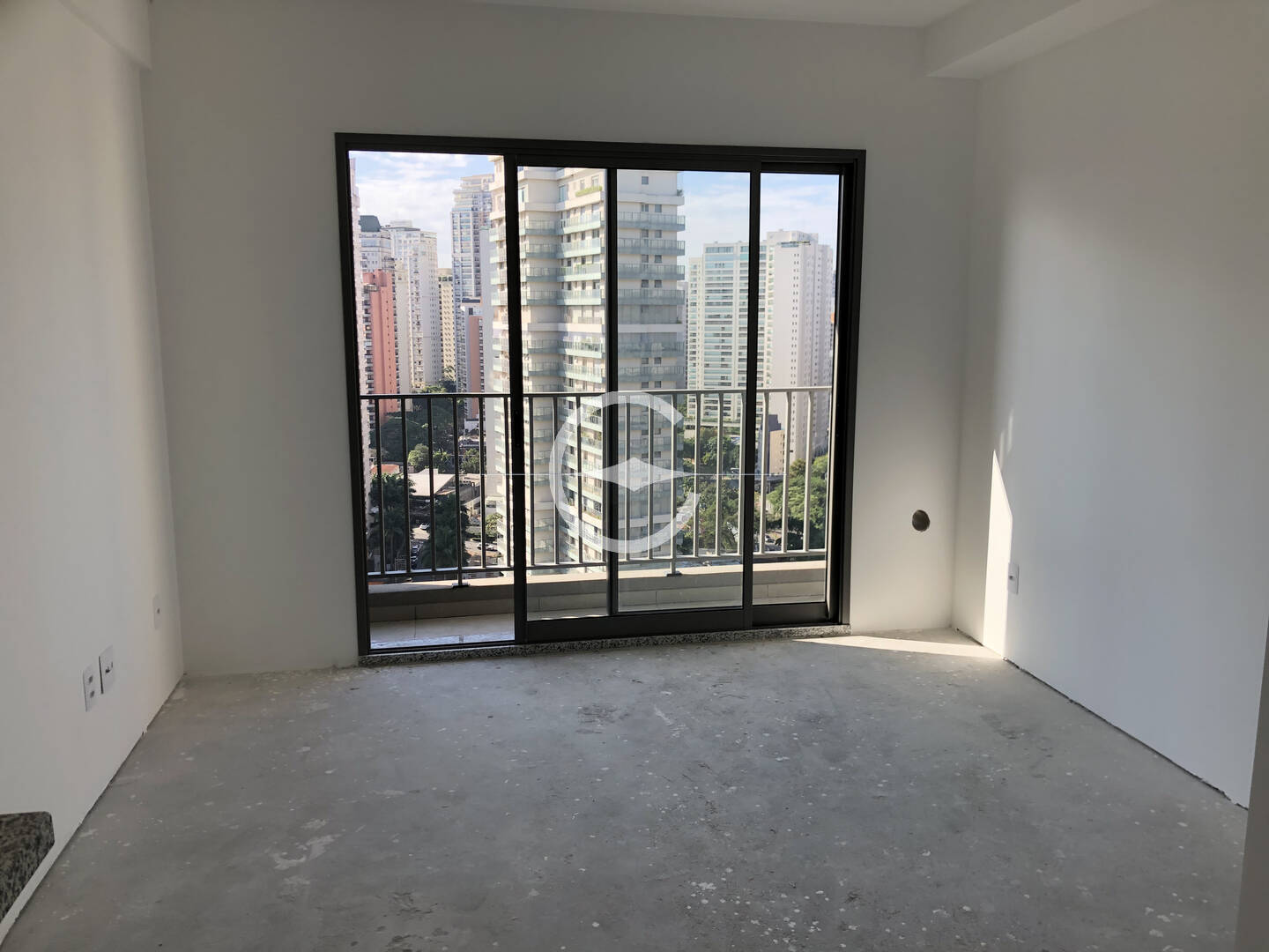 Apartamento à venda com 1 quarto, 26m² - Foto 1