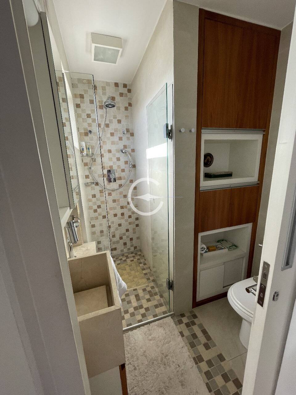 Apartamento à venda com 3 quartos, 121m² - Foto 47