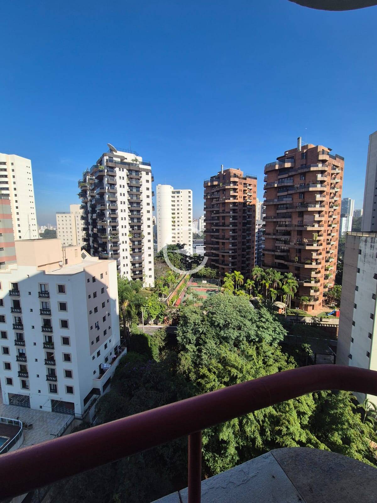 Apartamento à venda com 1 quarto, 43m² - Foto 25