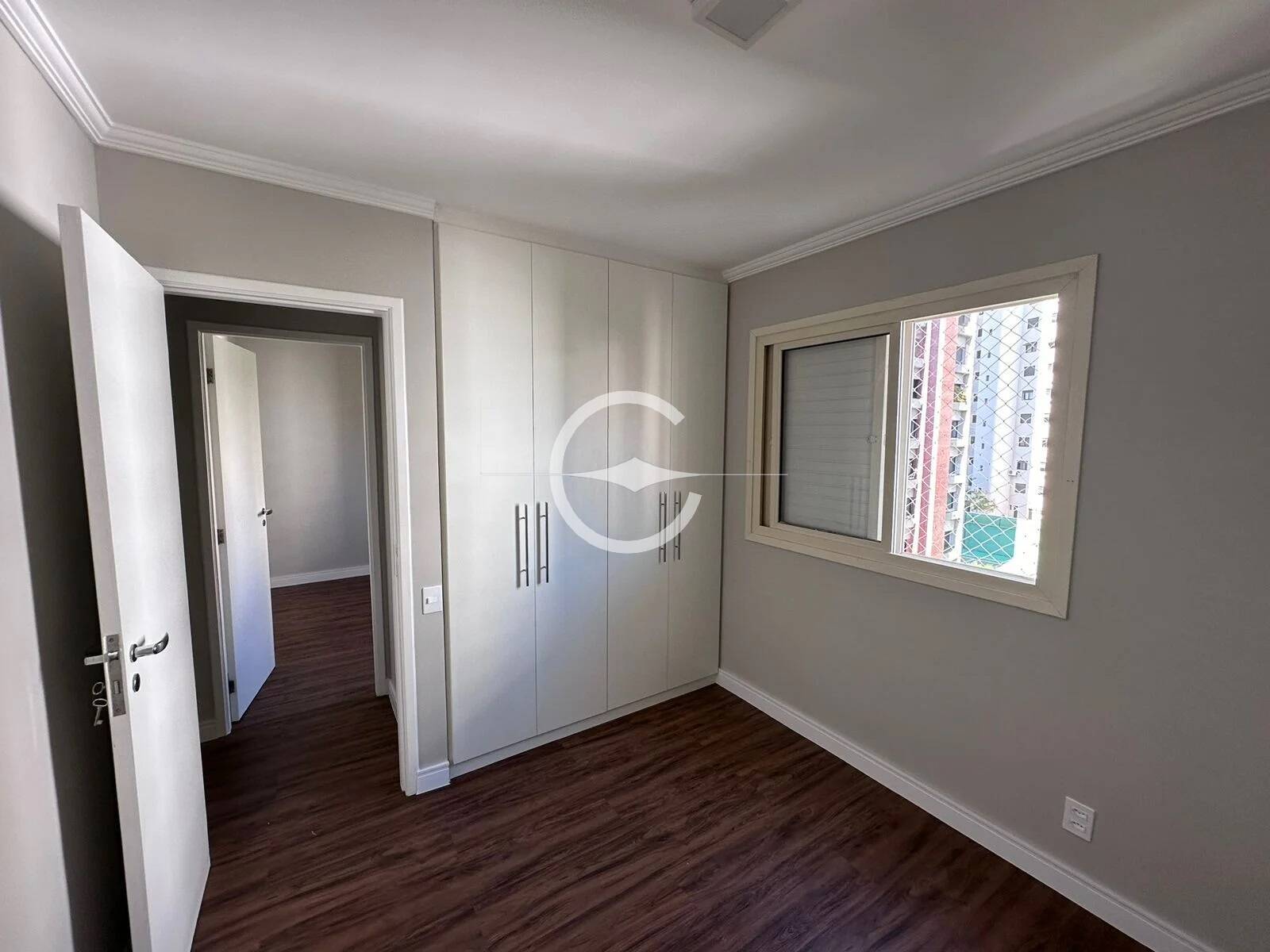 Apartamento à venda com 3 quartos, 79m² - Foto 4