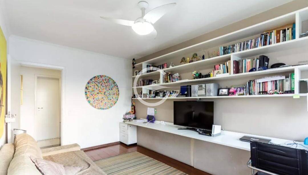 Apartamento à venda com 4 quartos, 240m² - Foto 27