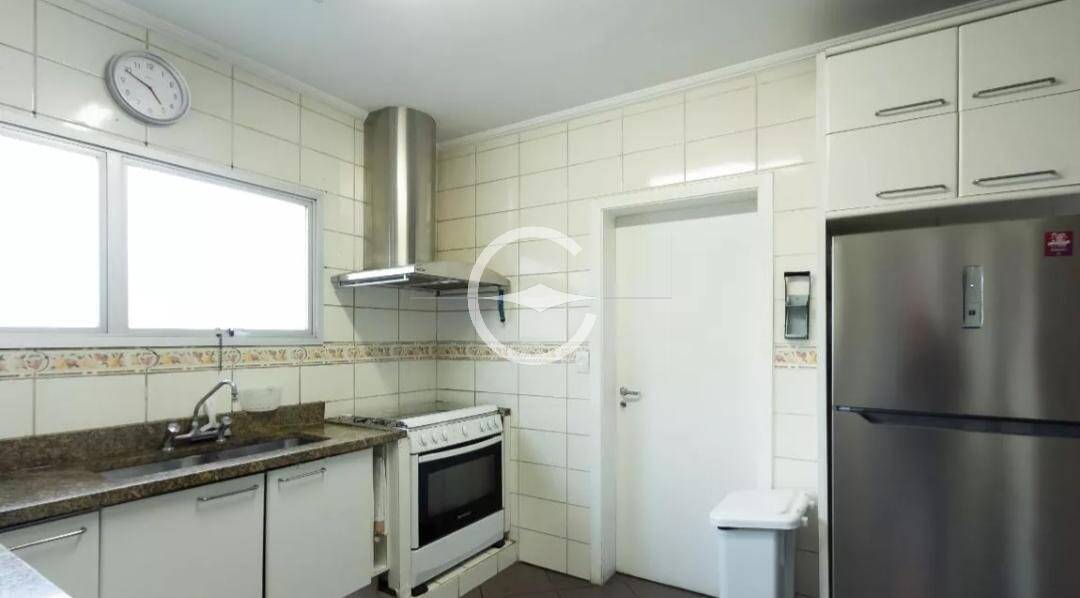 Apartamento à venda com 4 quartos, 240m² - Foto 32