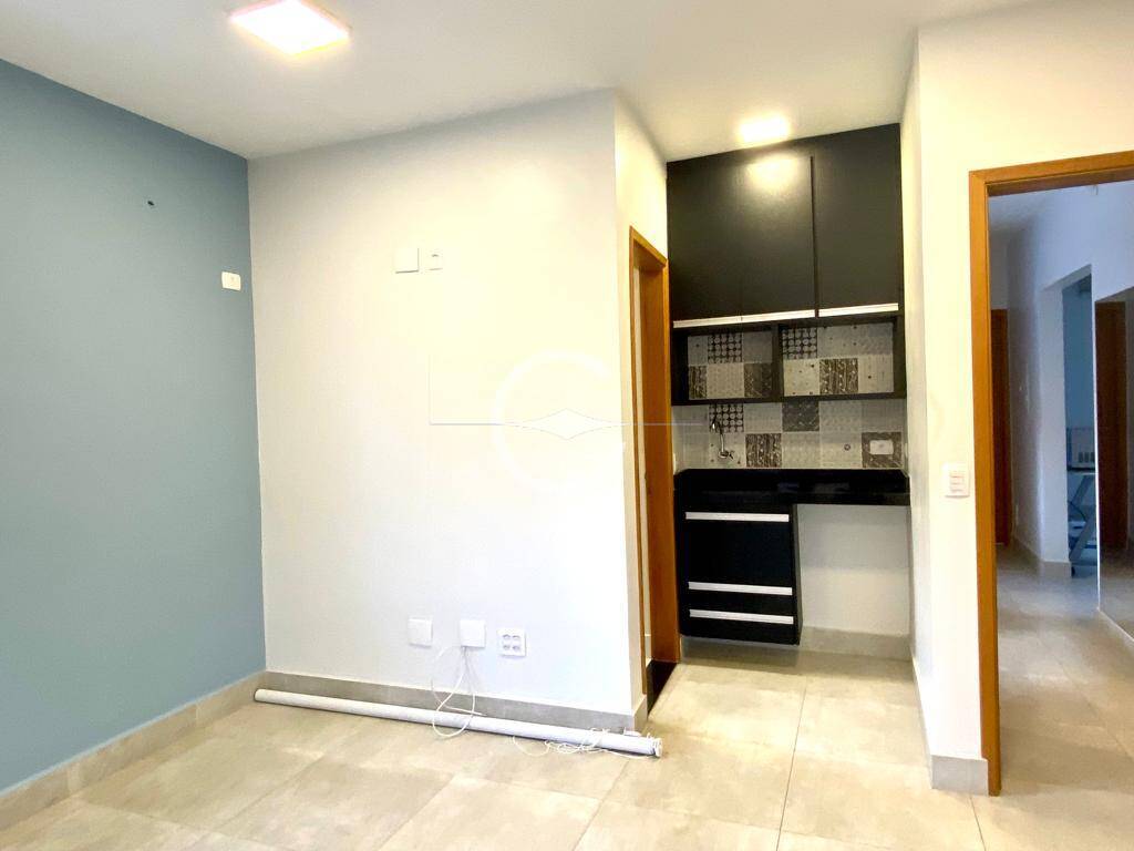 Casa à venda e aluguel com 3 quartos, 250m² - Foto 15