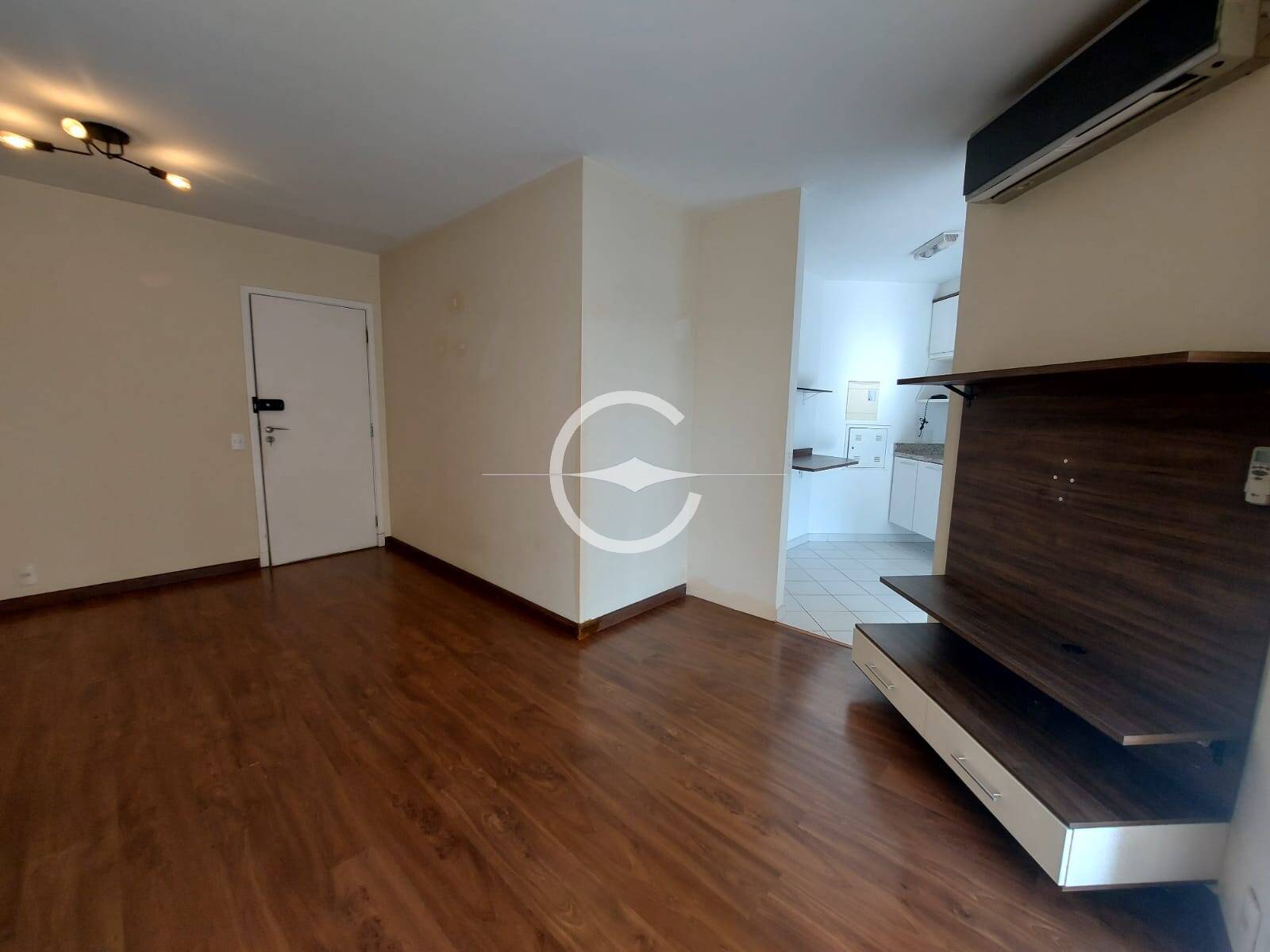 Apartamento para alugar com 2 quartos, 57m² - Foto 3