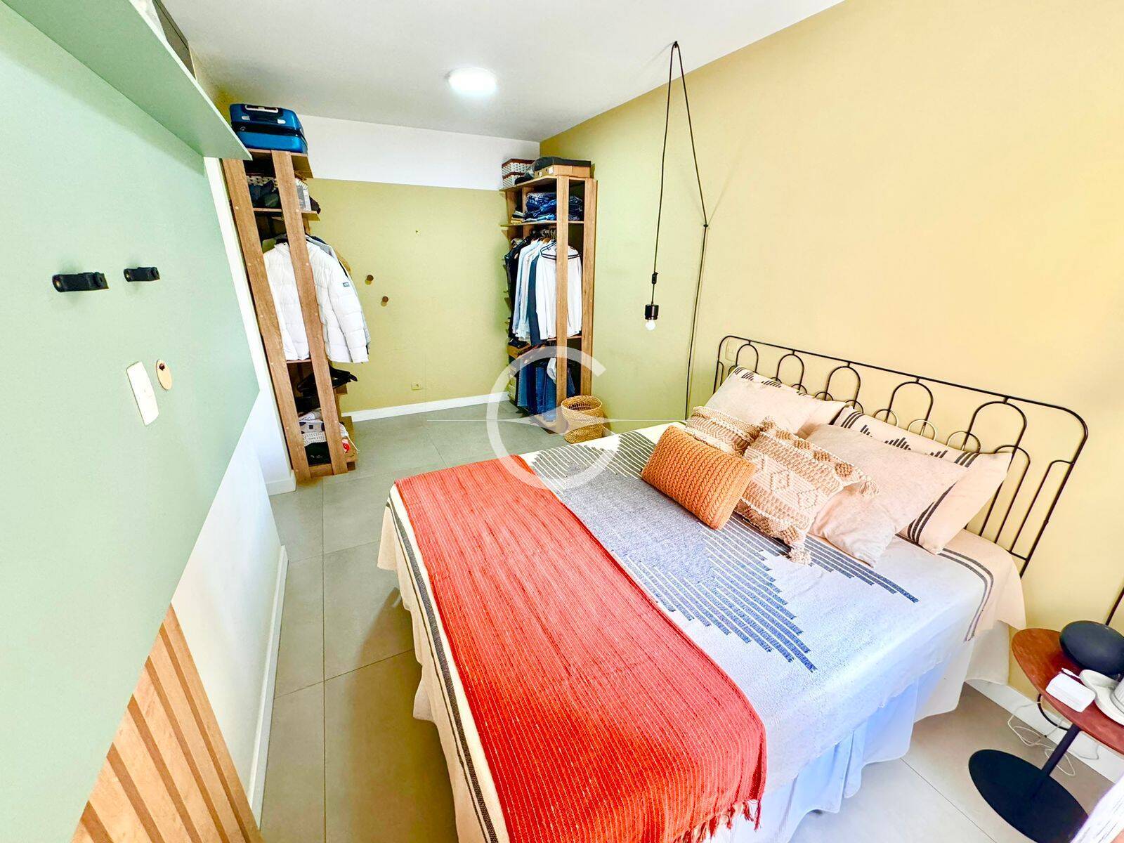 Apartamento à venda com 2 quartos, 68m² - Foto 8