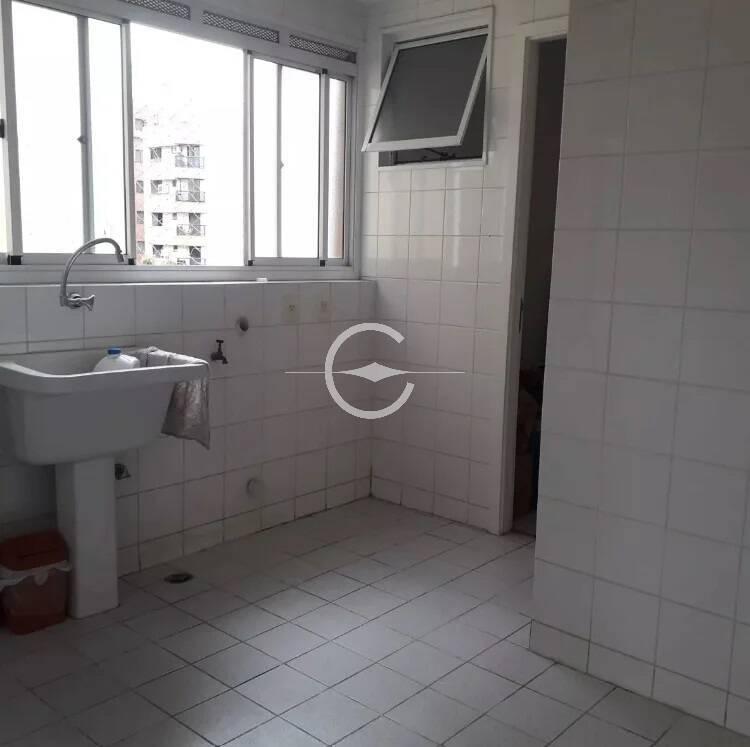 Apartamento à venda com 3 quartos, 130m² - Foto 8