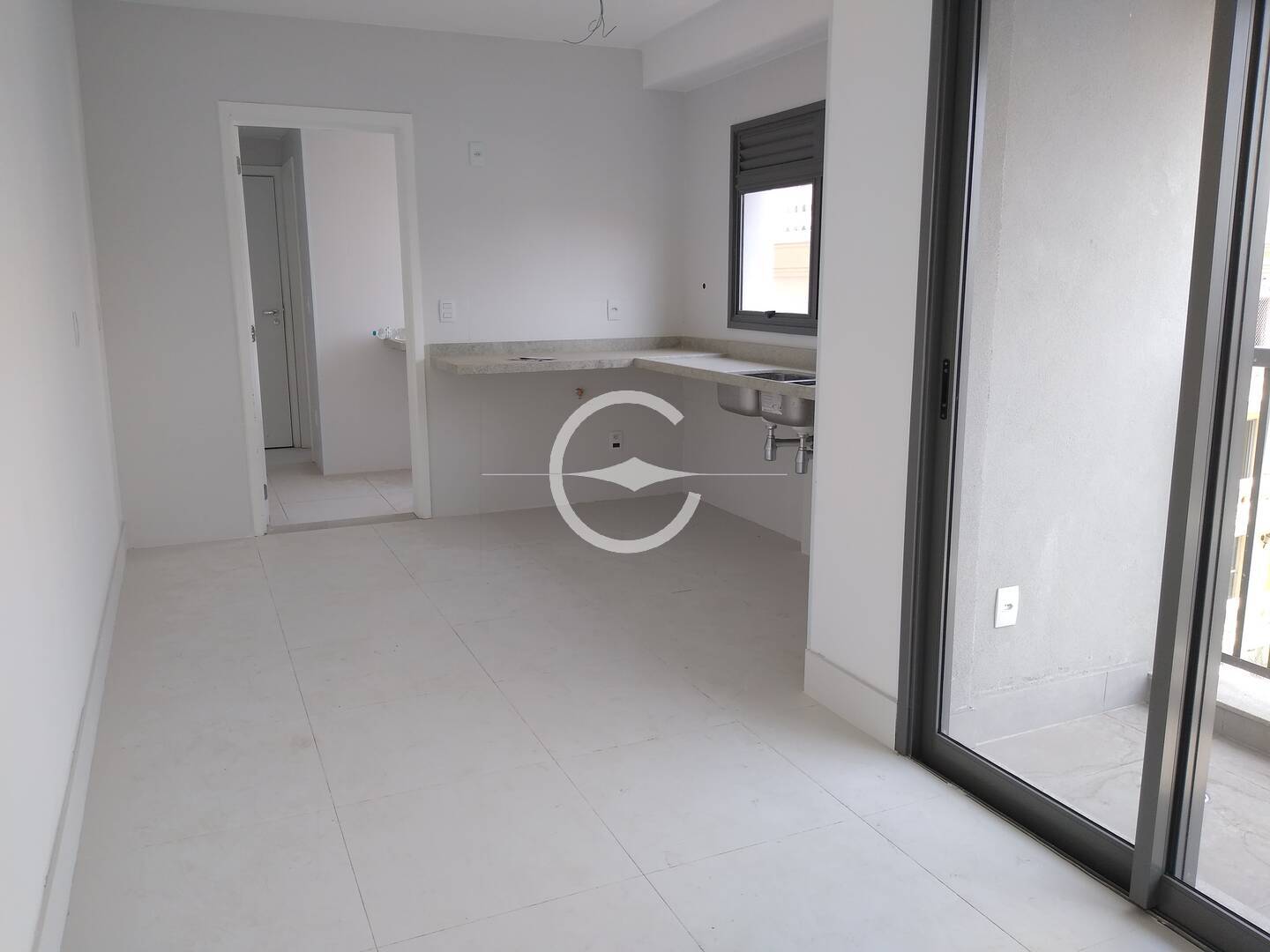 Apartamento à venda com 3 quartos, 141m² - Foto 9