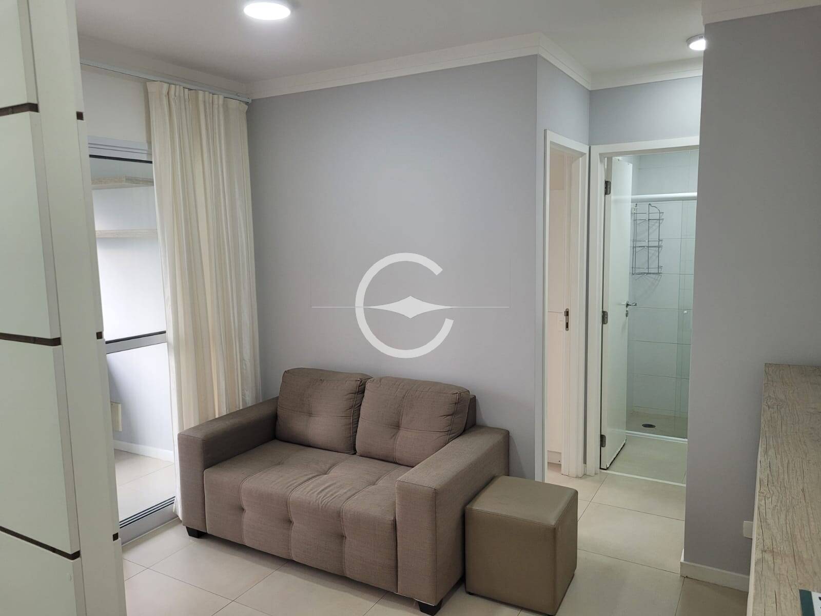 Apartamento à venda com 1 quarto, 38m² - Foto 4