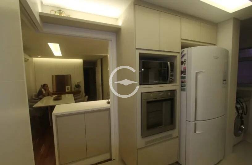 Apartamento à venda com 3 quartos, 95m² - Foto 5