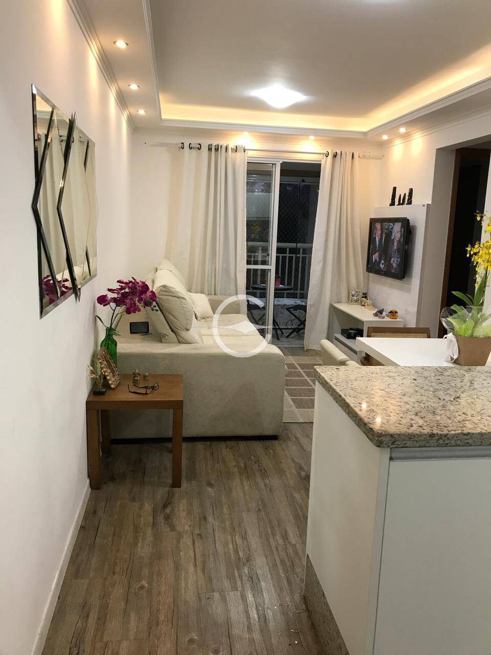 Apartamento à venda com 2 quartos, 60m² - Foto 11