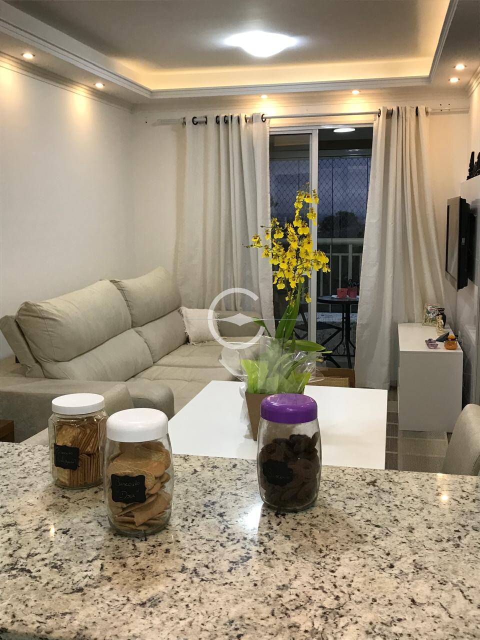 Apartamento à venda com 2 quartos, 60m² - Foto 1