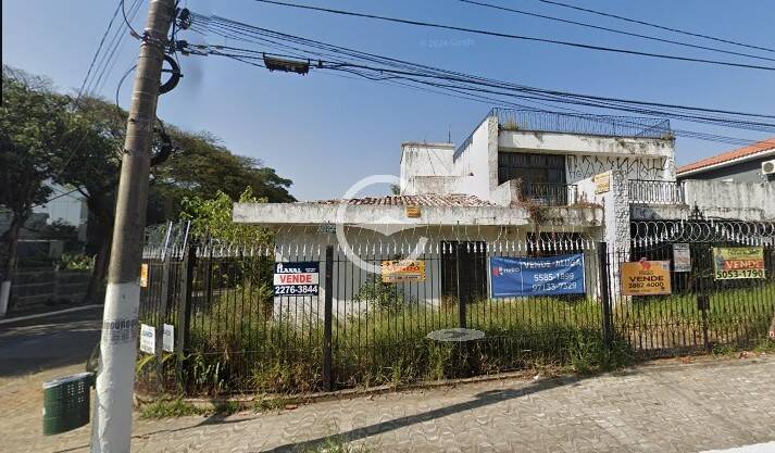 Casa à venda e aluguel com 4 quartos, 900m² - Foto 1