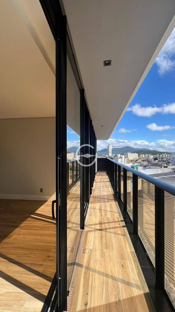 Apartamento à venda com 2 quartos, 135m² - Foto 7