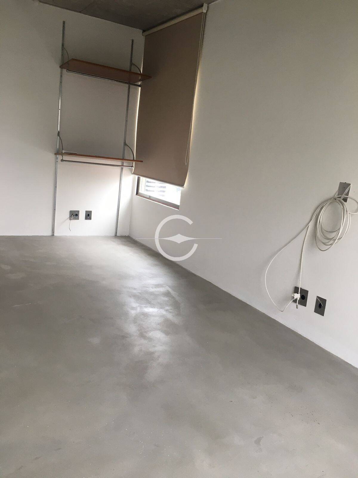 Apartamento para alugar com 1 quarto, 75m² - Foto 11