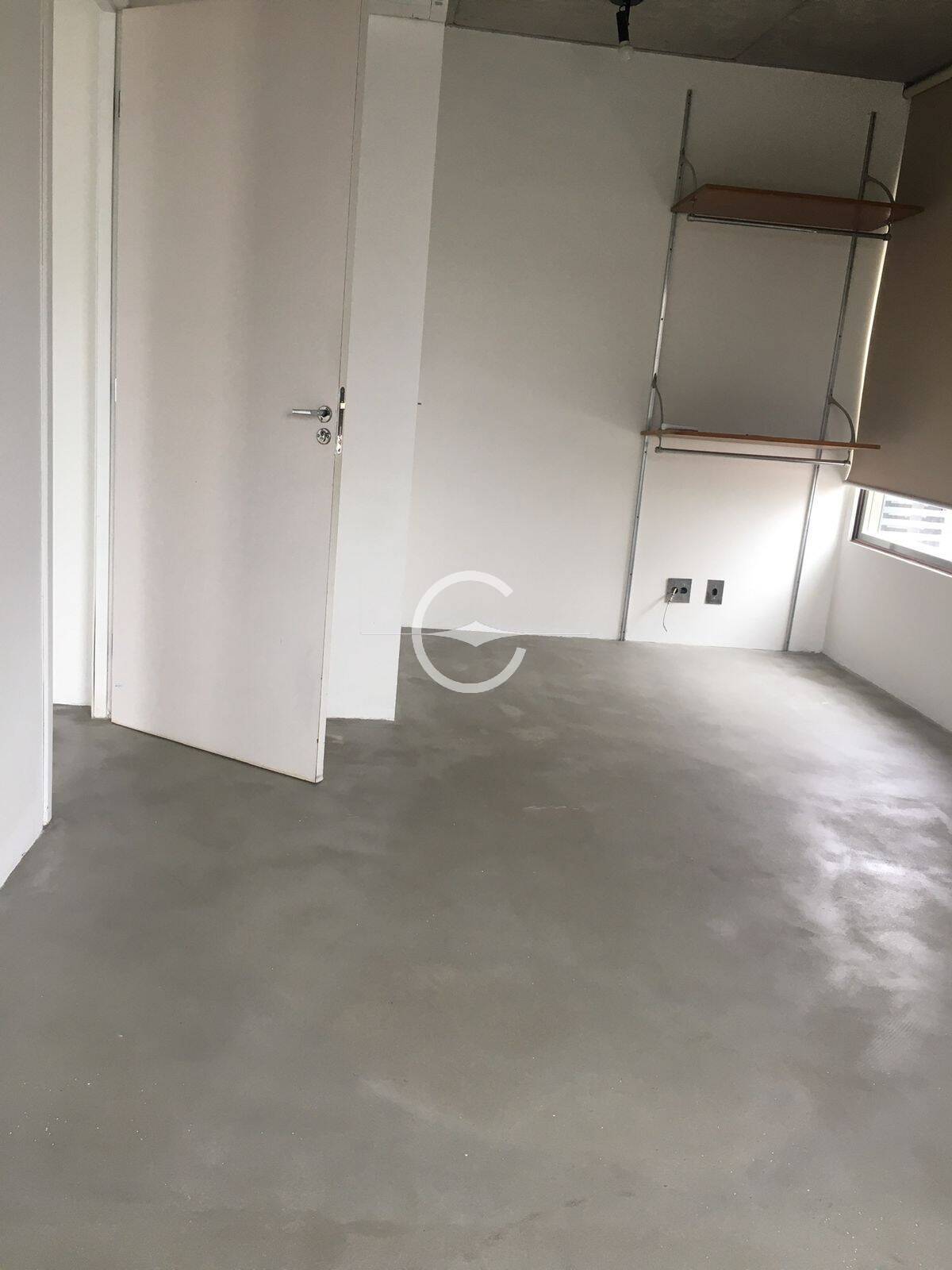 Apartamento para alugar com 1 quarto, 75m² - Foto 12