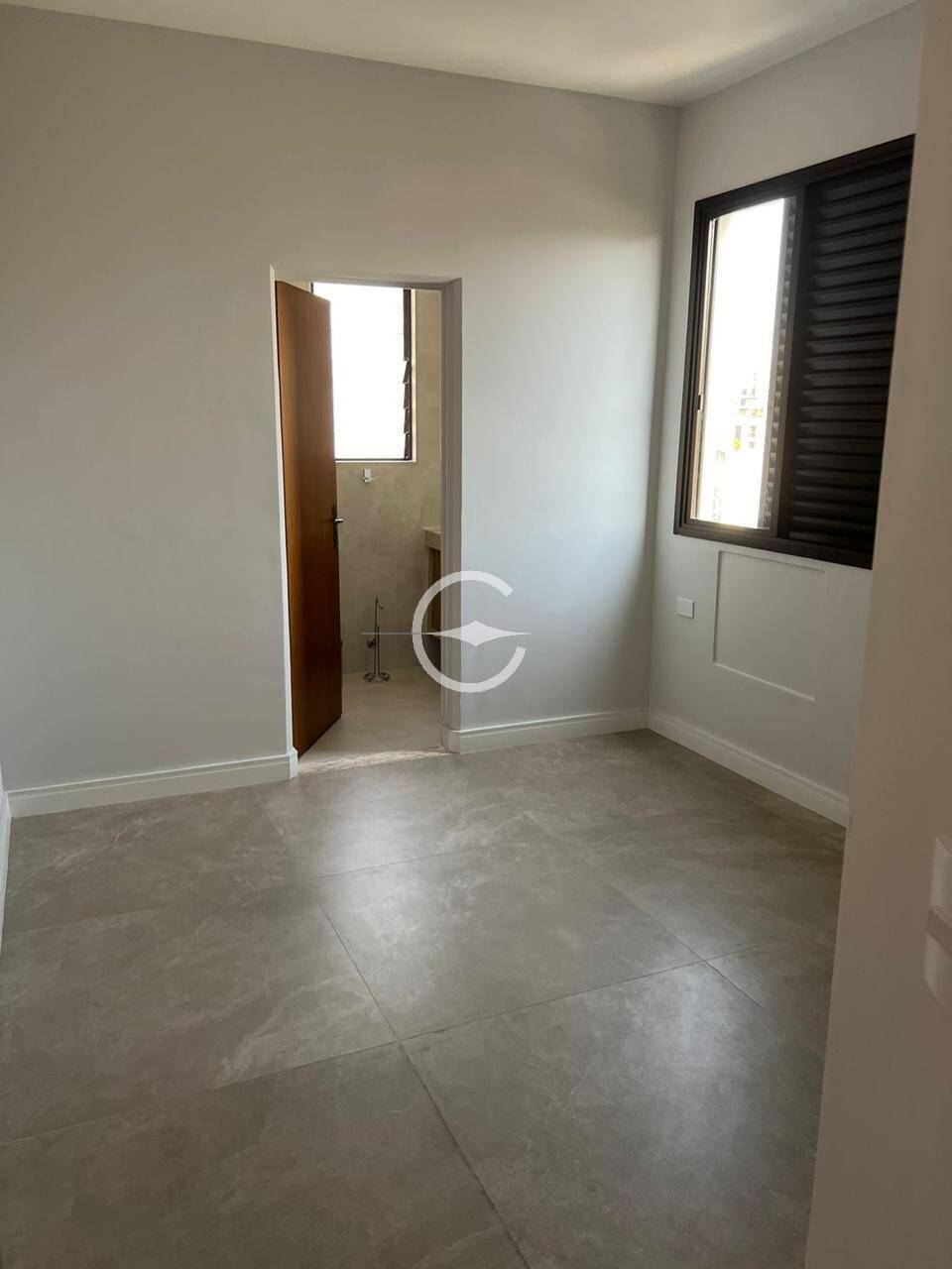 Apartamento à venda e aluguel com 4 quartos, 185m² - Foto 7