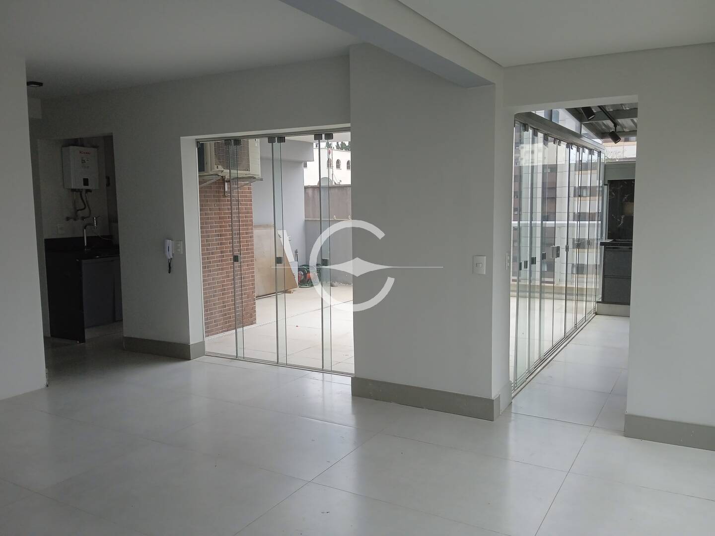 Apartamento à venda e aluguel com 2 quartos, 122m² - Foto 5