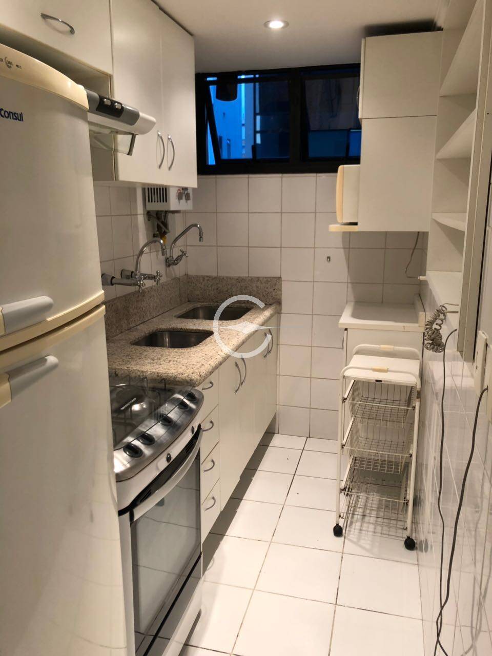 Apartamento à venda e aluguel com 1 quarto, 70m² - Foto 8