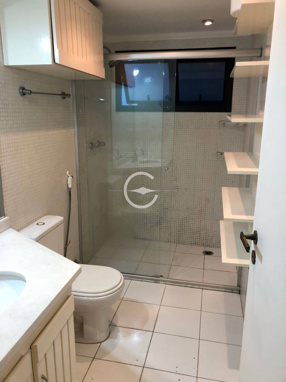 Apartamento à venda e aluguel com 1 quarto, 70m² - Foto 11