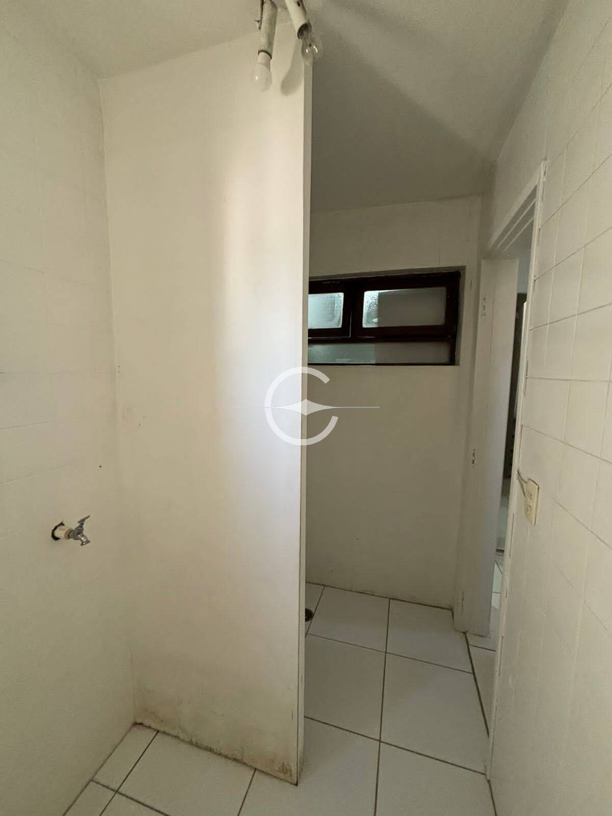 Apartamento para alugar com 2 quartos, 100m² - Foto 12