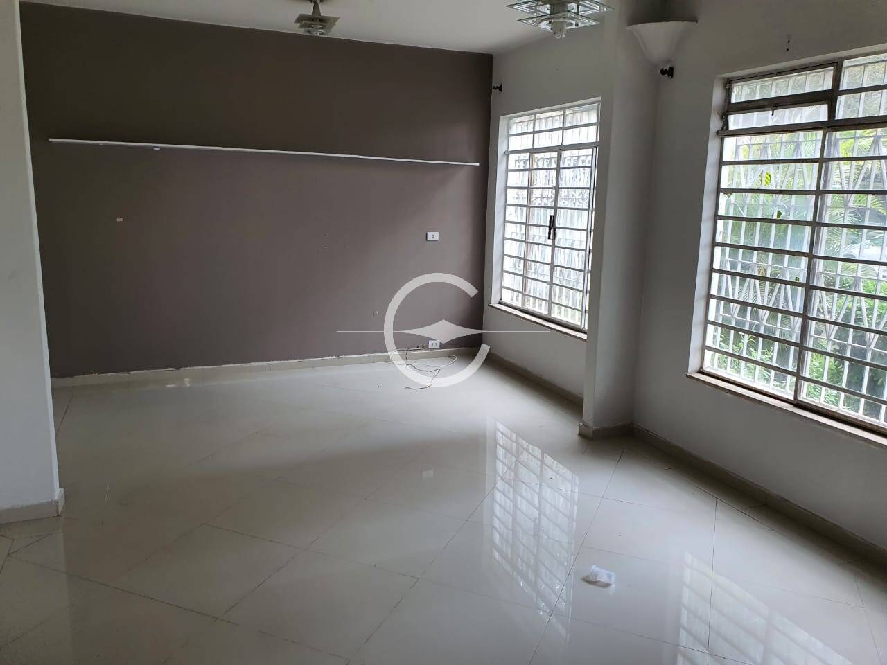 Casa para alugar com 1 quarto, 200m² - Foto 3