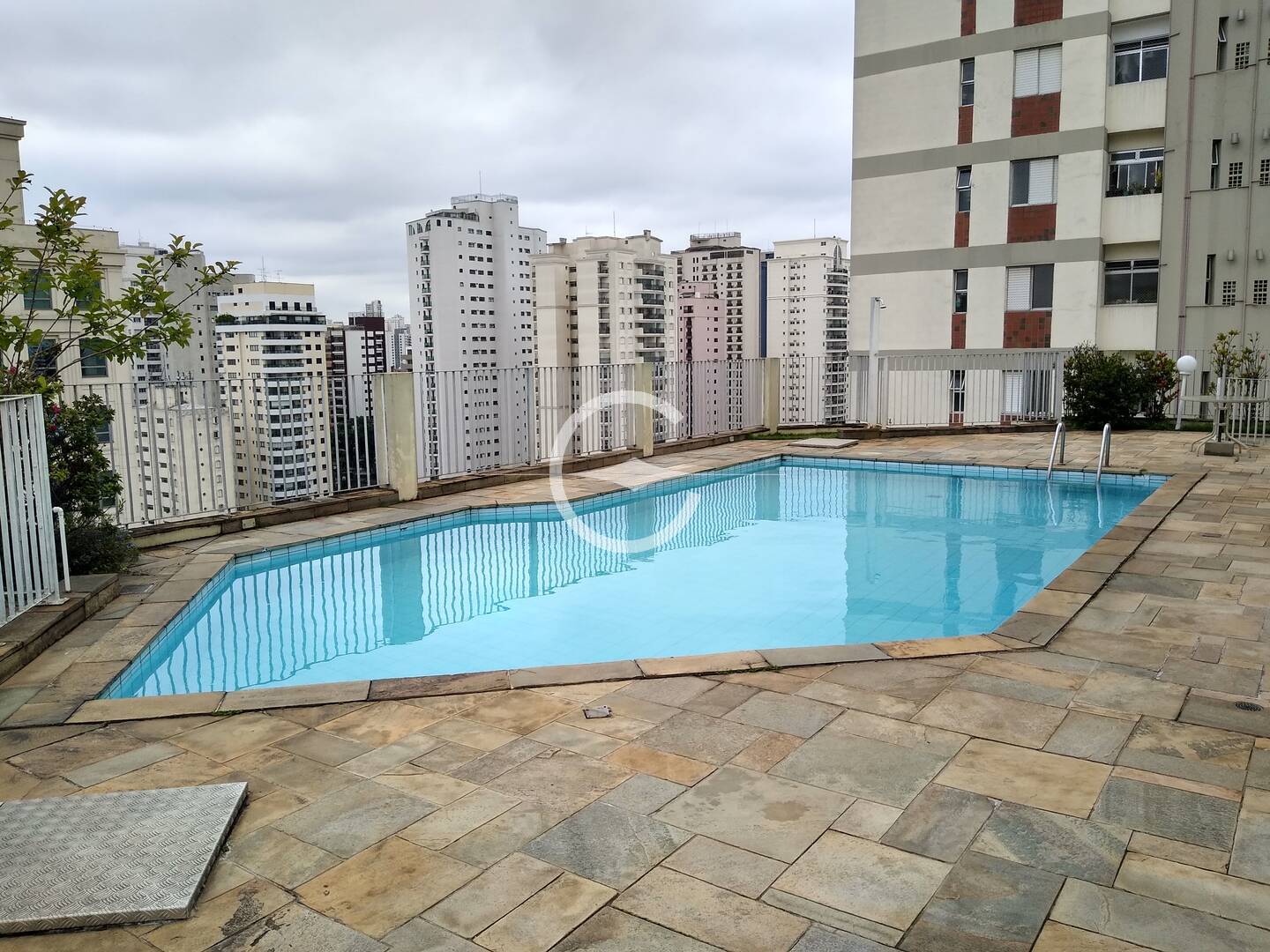 Apartamento para alugar com 1 quarto, 33m² - Foto 27