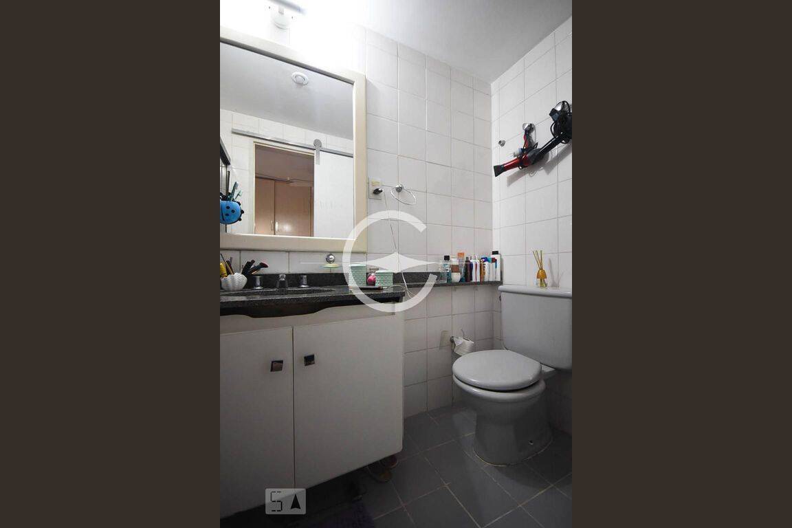 Apartamento à venda com 3 quartos, 98m² - Foto 17