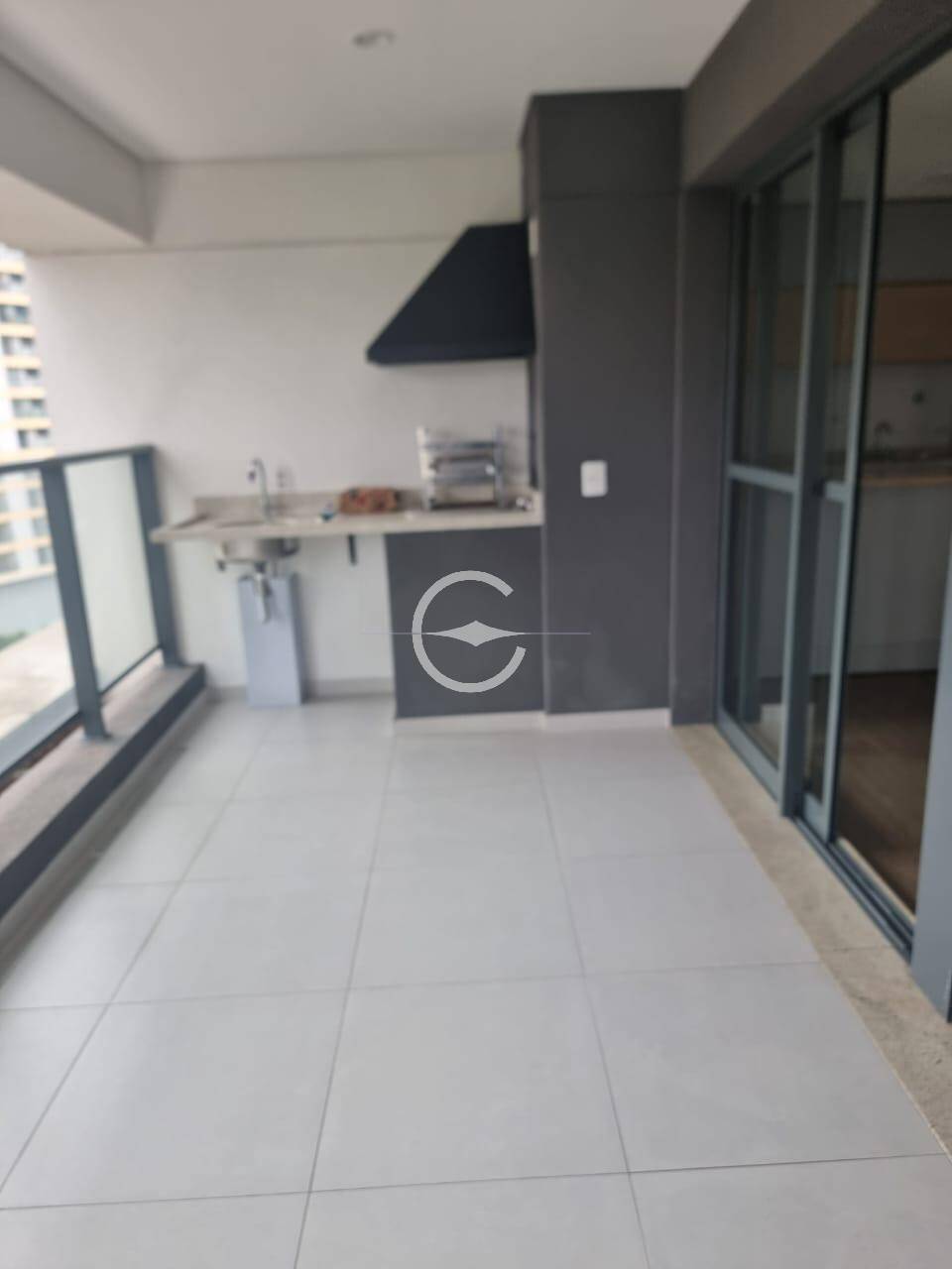 Apartamento à venda e aluguel com 2 quartos, 93m² - Foto 1