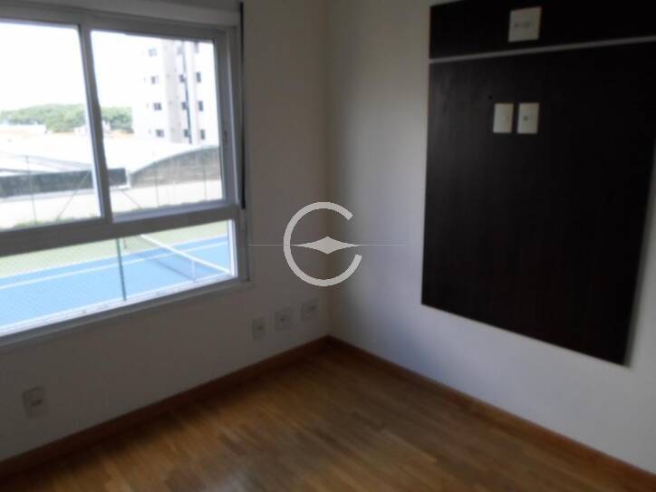 Apartamento para alugar com 4 quartos, 210m² - Foto 28