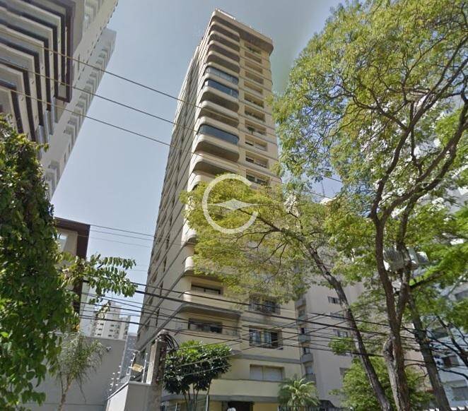 Apartamento à venda com 3 quartos, 208m² - Foto 1